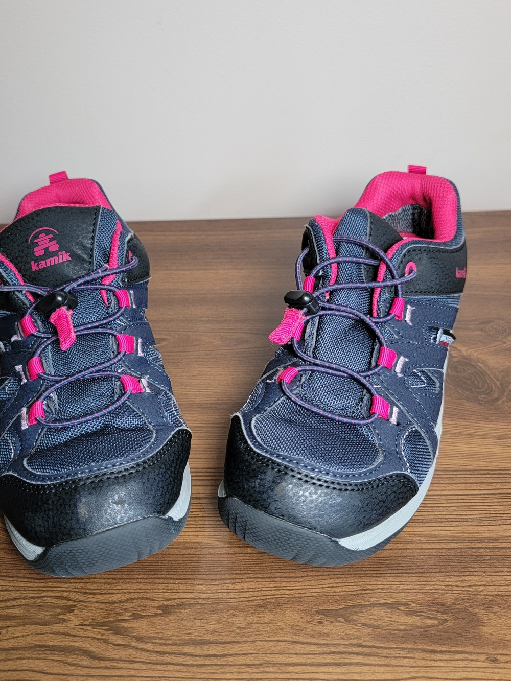 Kamik Kids' Navy and Pink Trail Sneakers - Size J4